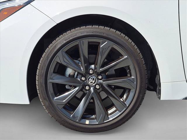 Certified 2025 Toyota Corolla SE w/ SE Premium Package FWD image 24