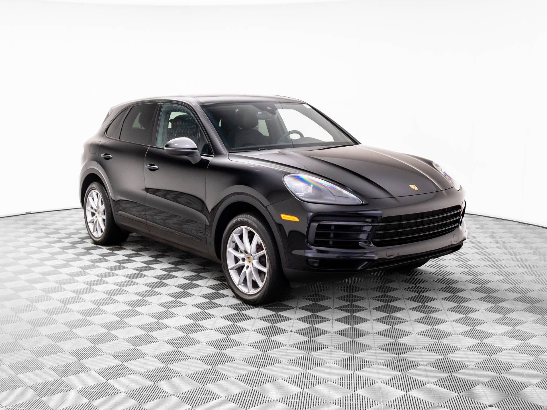 Certified 2022 Porsche Cayenne image 6