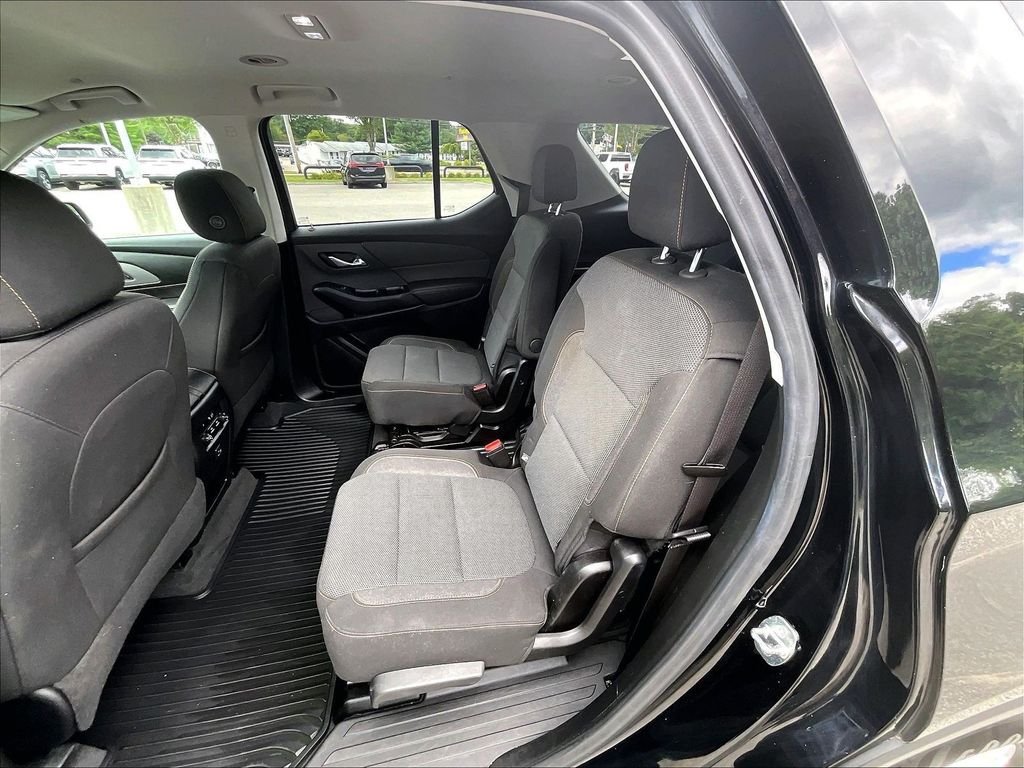 Used 2020 Chevrolet Traverse LT AWD/4WD image 15