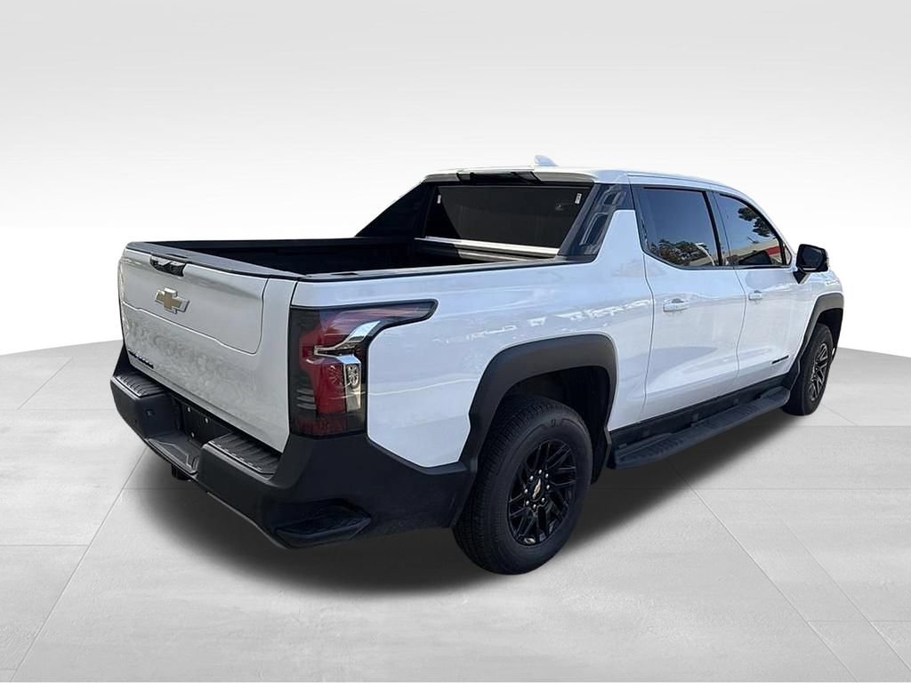 Used 2025 Chevrolet Silverado EV LT AWD/4WD image 4