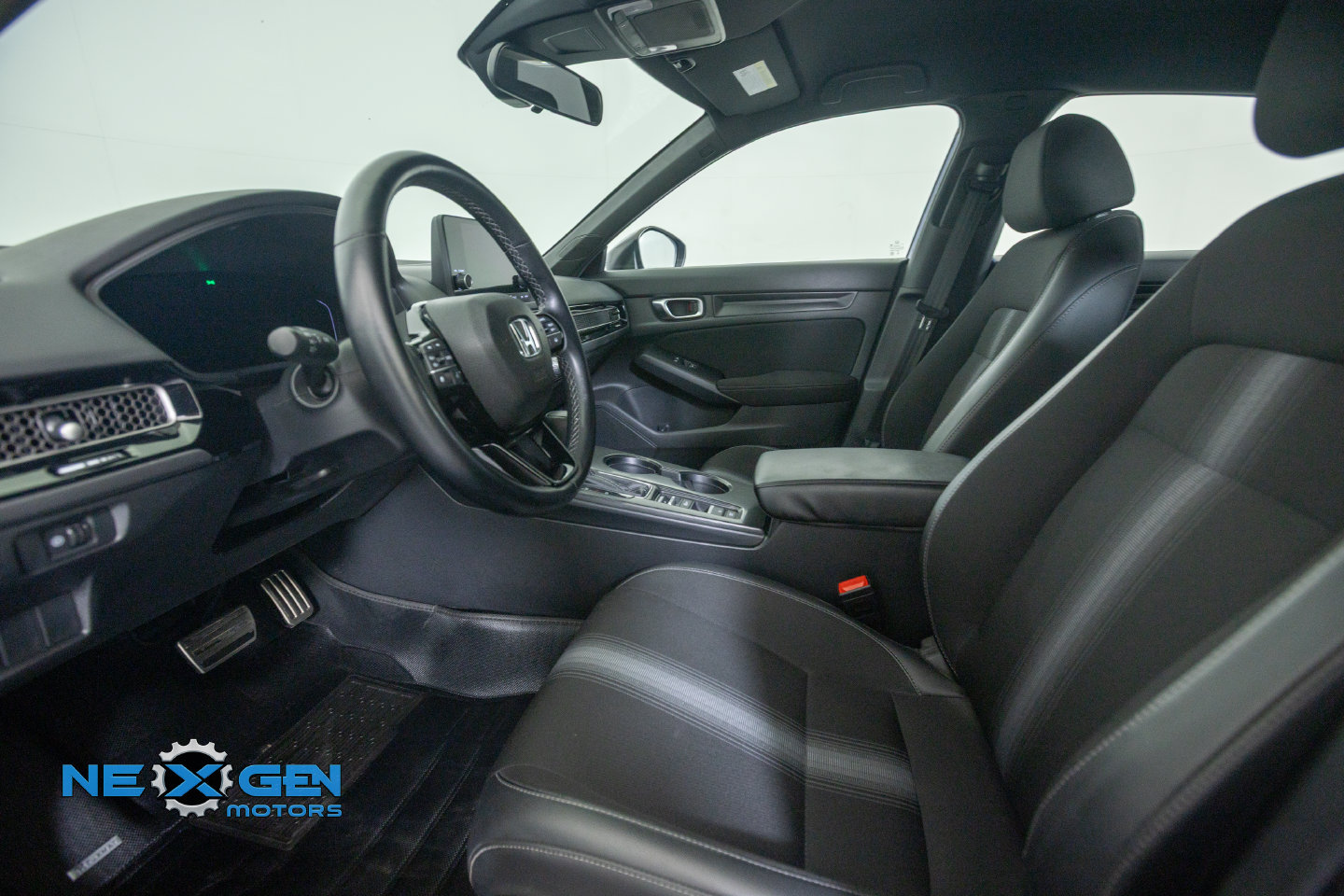 Used 2024 Honda Civic Sport image 12
