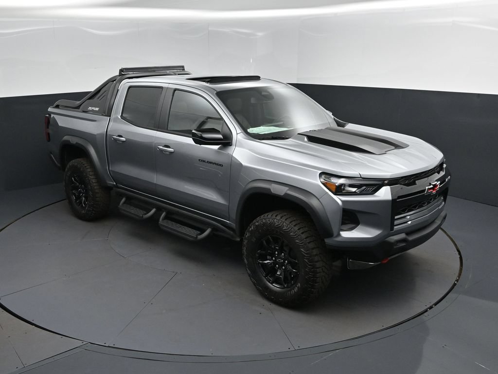 New 2026 Chevrolet Colorado ZR2 w/ Midnight Edition AWD/4WD image 38