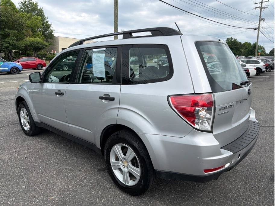 Used 2010 Subaru Forester 2.5X AWD/4WD image 4