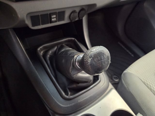 Used 2015 Toyota Tacoma 4x4 Double Cab w/ SR5 Package image 22