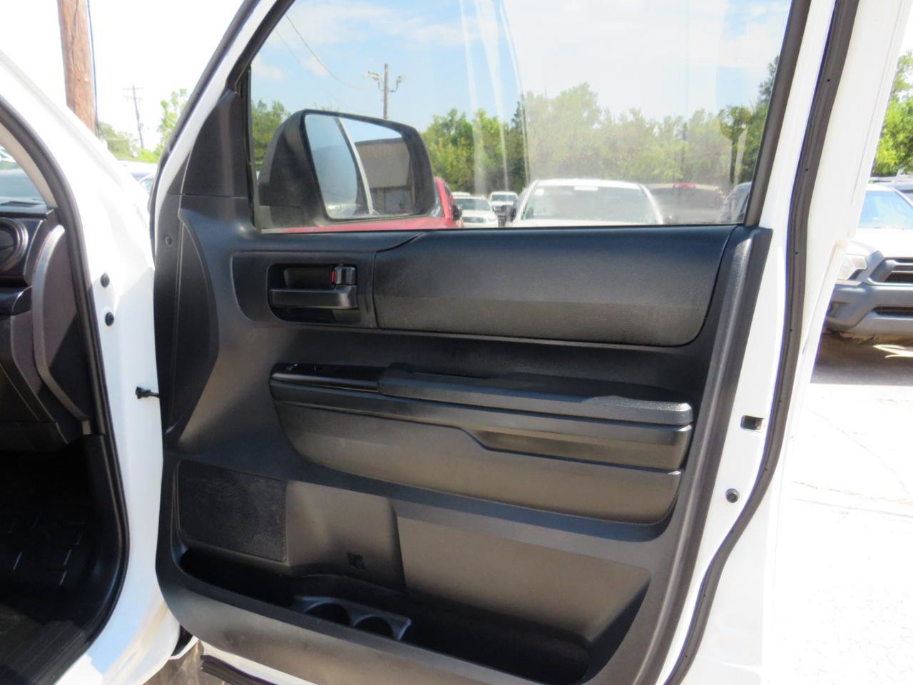 Used 2016 Toyota Tundra SR RWD image 11