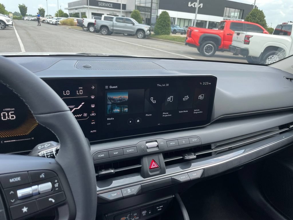 New 2026 Kia K4 EX FWD image 14