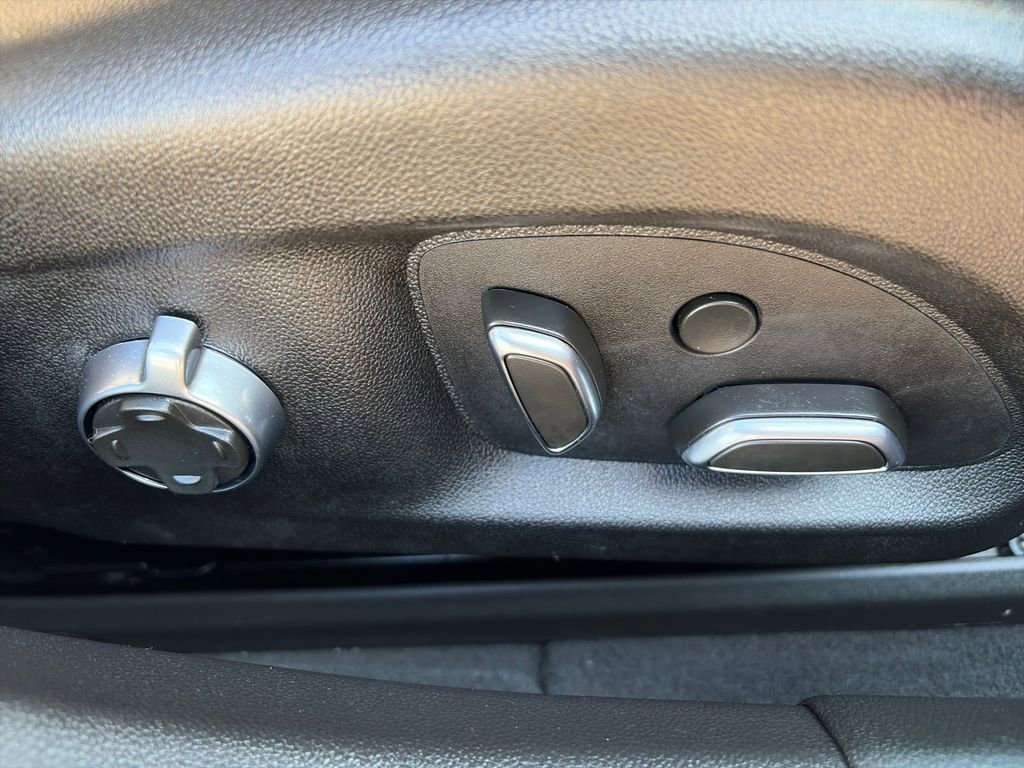 Used 2025 Cadillac CT5 Sport w/ Technology Package image 15