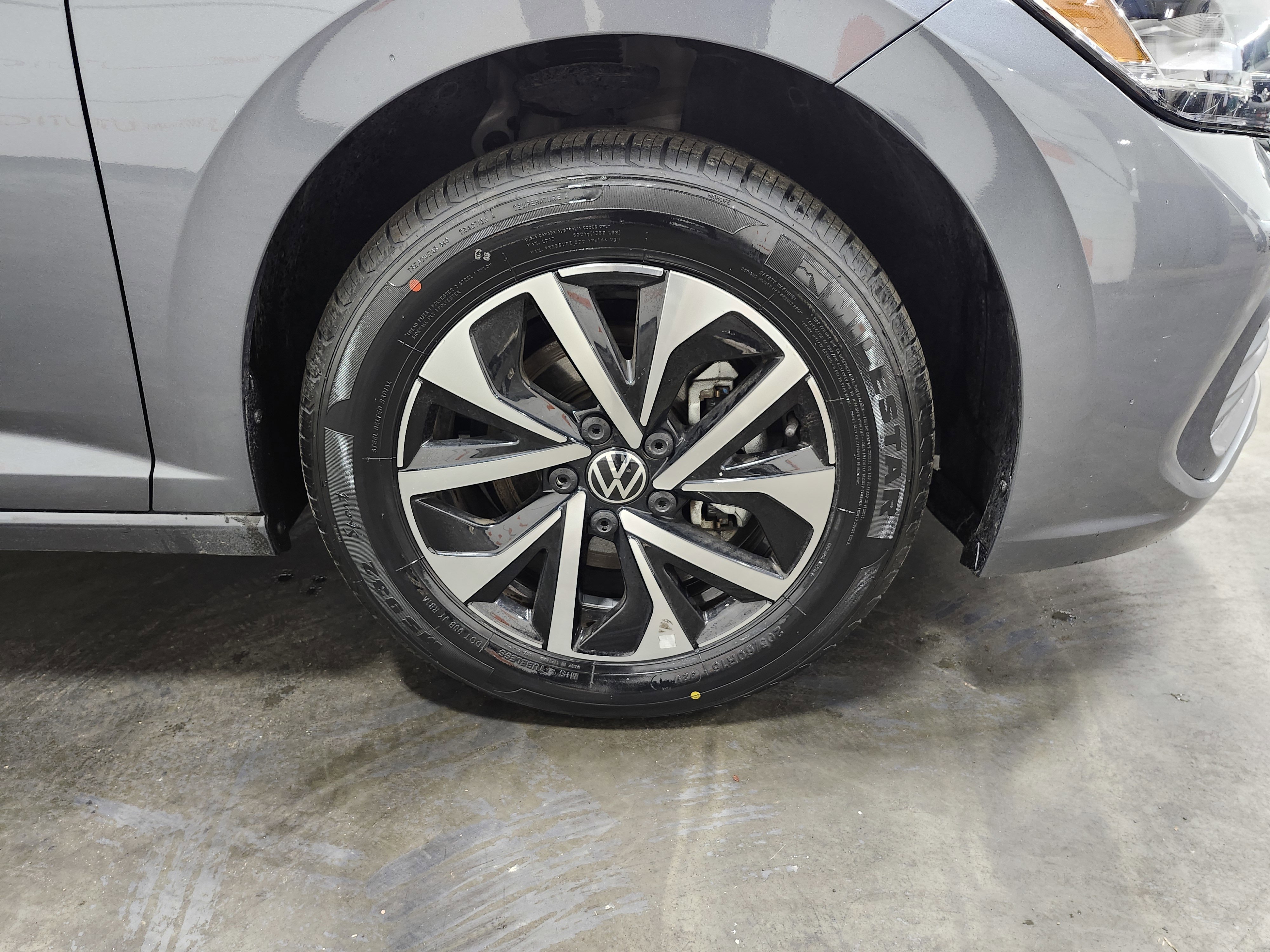 Used 2023 Volkswagen Jetta S image 9