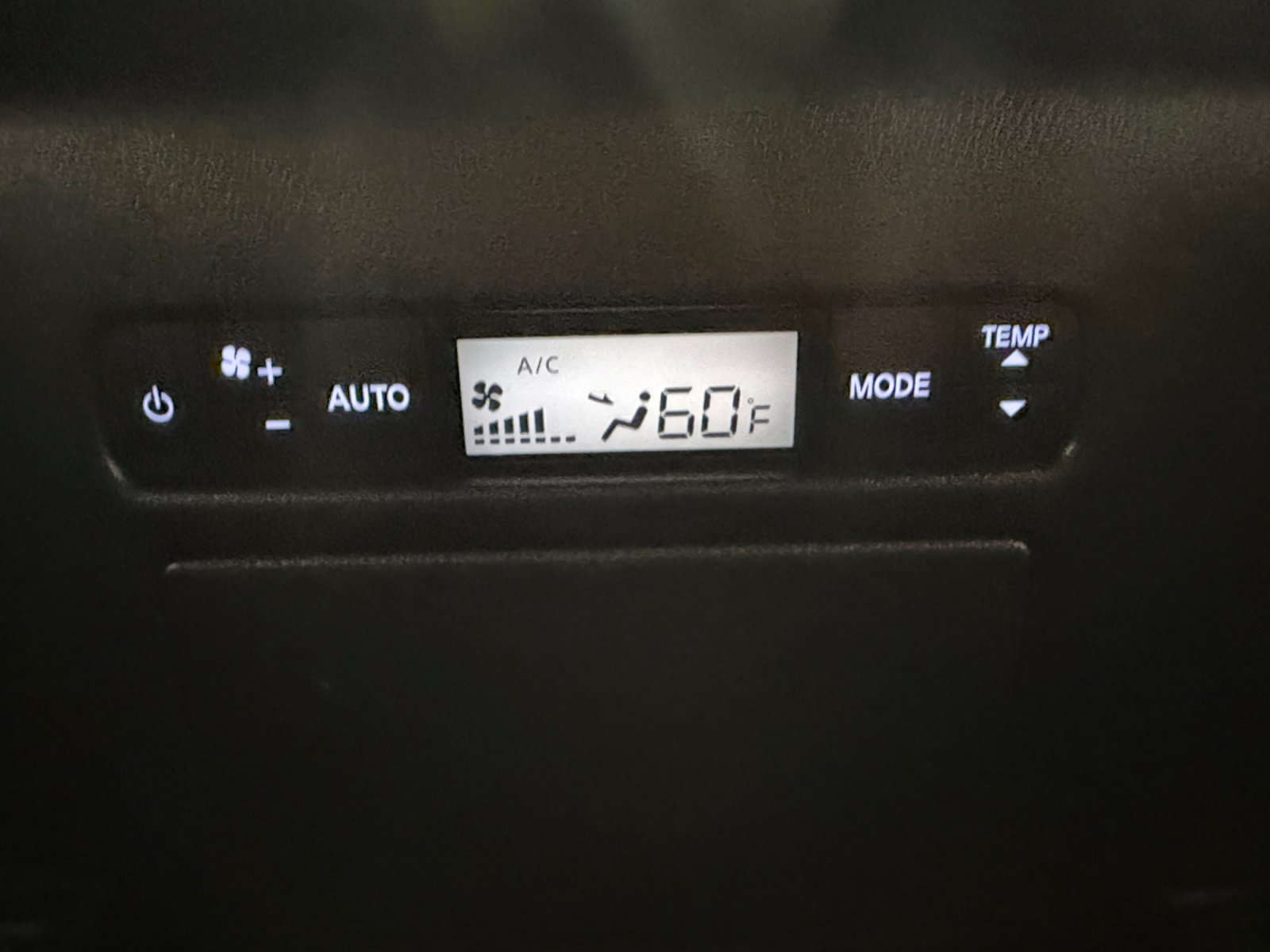 Used 2024 Nissan Armada SL w/ Midnight Edition Package RWD image 40