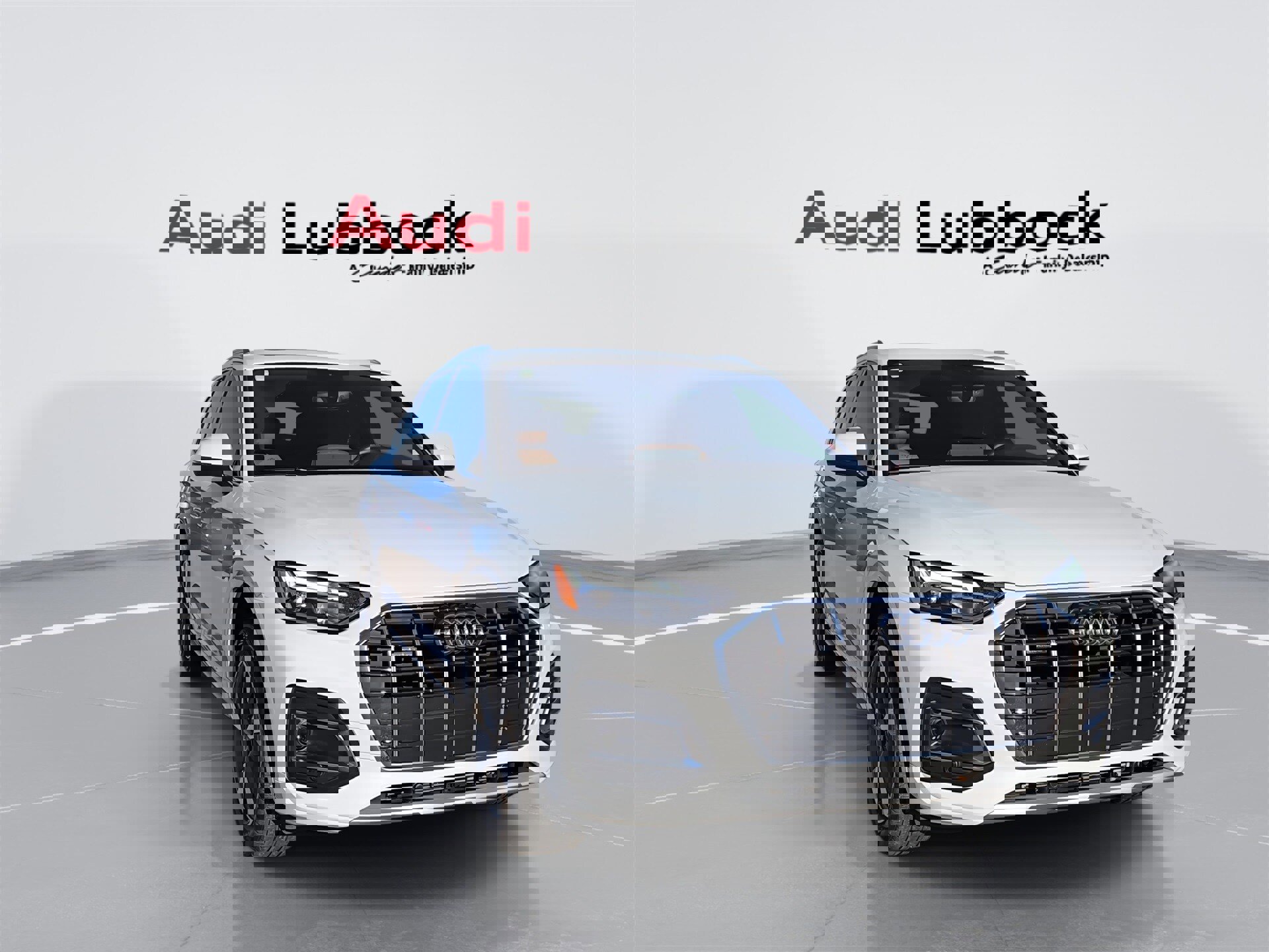 Used 2024 Audi Q5 2.0T Premium w/ Convenience Package image 3