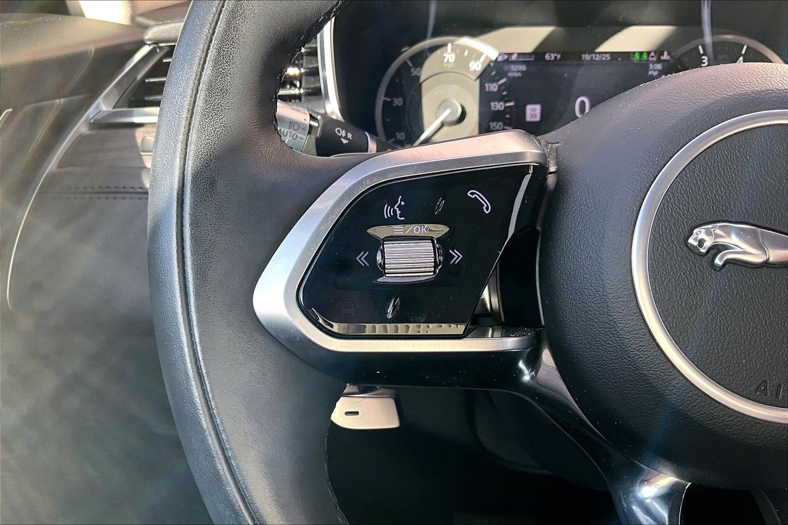 Used 2021 Jaguar F-PACE S image 18