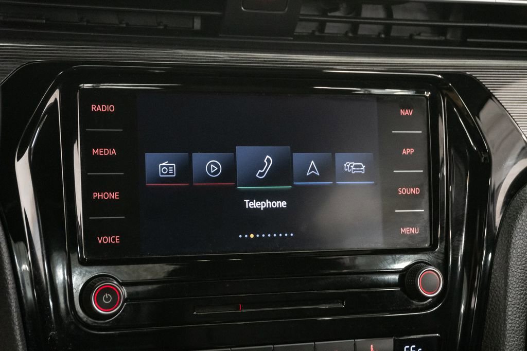 Used 2022 Volkswagen Passat 2.0T R-Line image 17