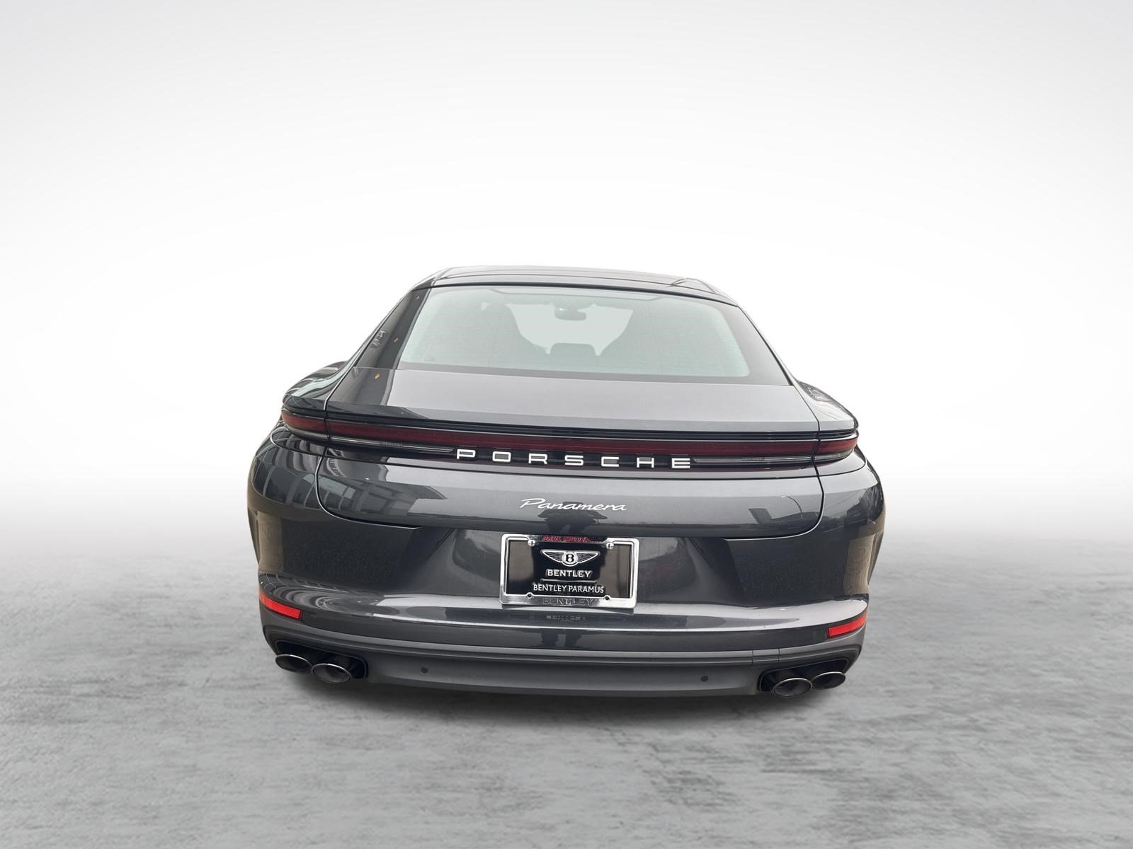Used 2024 Porsche Panamera RWD image 9