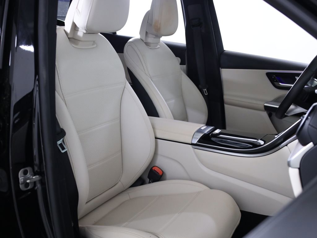 Certified 2024 Mercedes-Benz GLC 300 4MATIC image 46