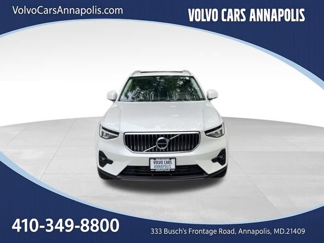 Certified 2024 Volvo XC40 B5 Plus w/ Protection Package Premier AWD/4WD image 3