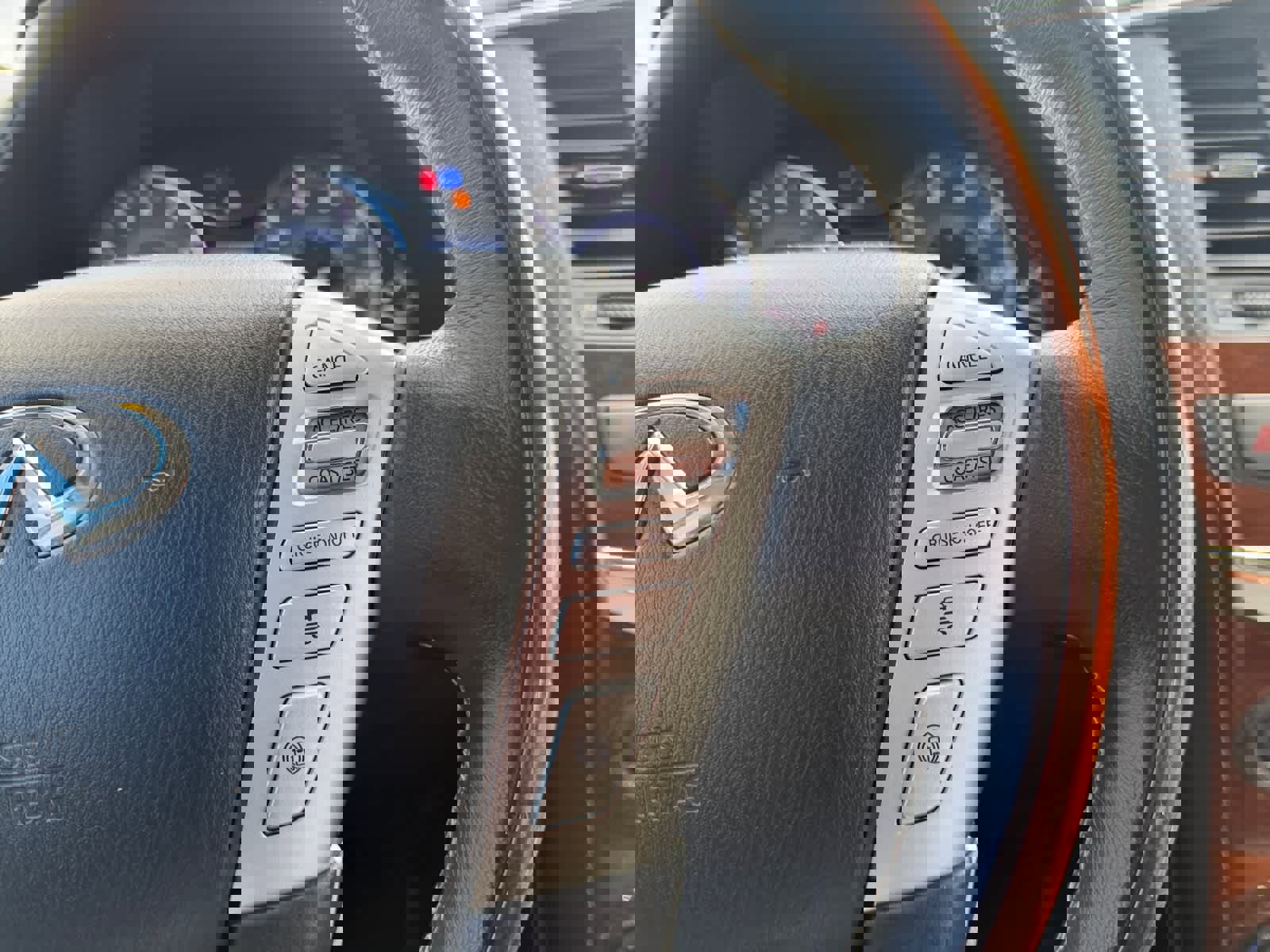 Used 2019 INFINITI QX80 Luxe w/ 22" Wheel Package image 23