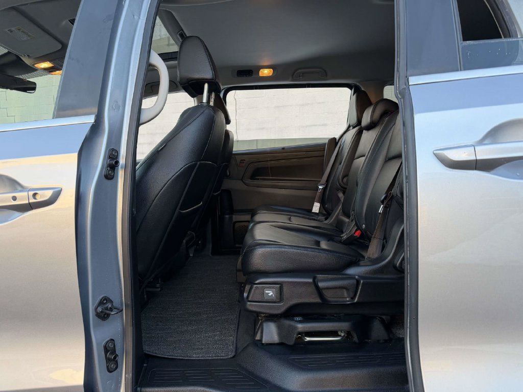 Used 2025 Honda Odyssey EX-L image 27