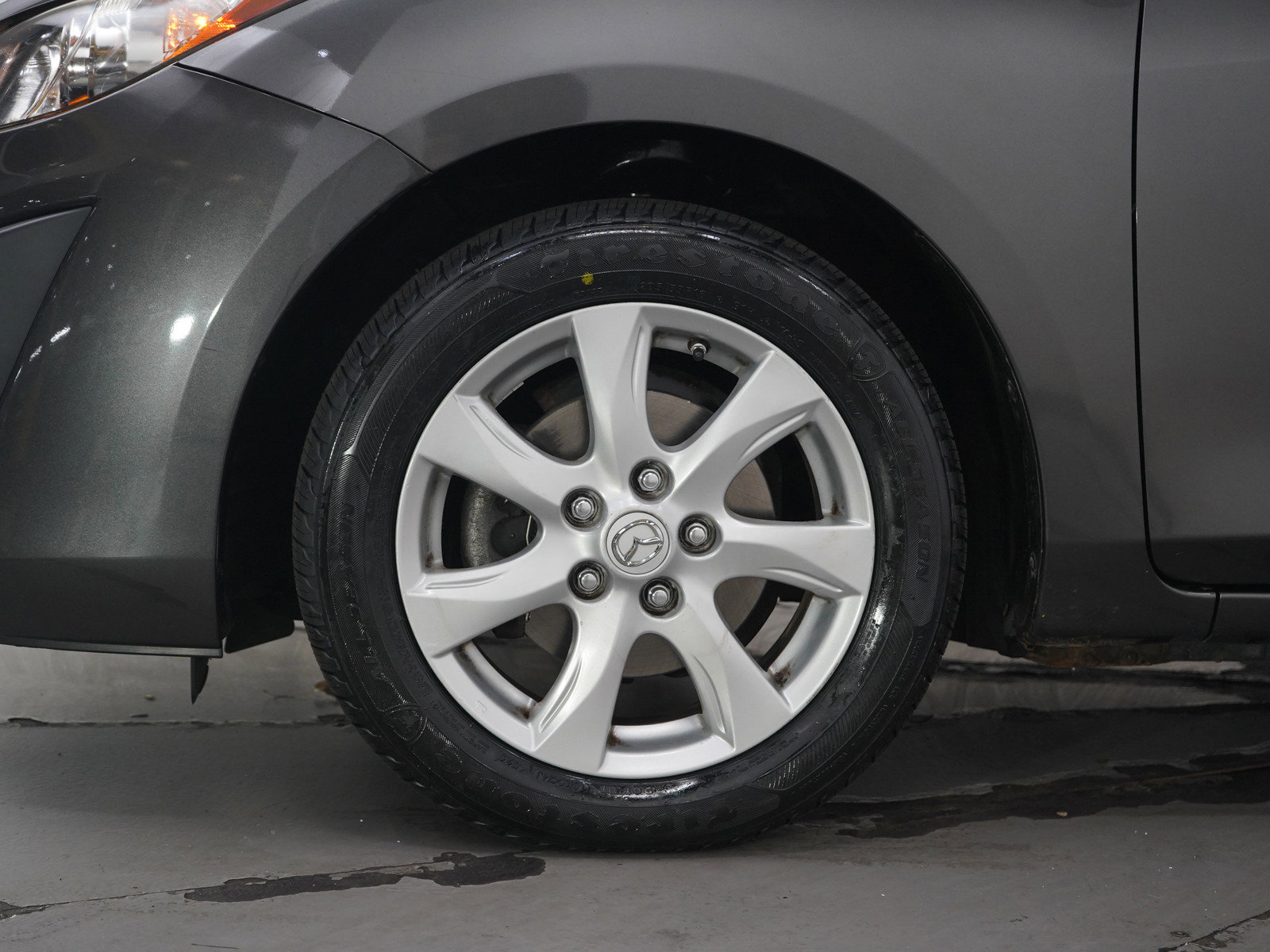 Used 2011 MAZDA MAZDA3 i Touring FWD image 25
