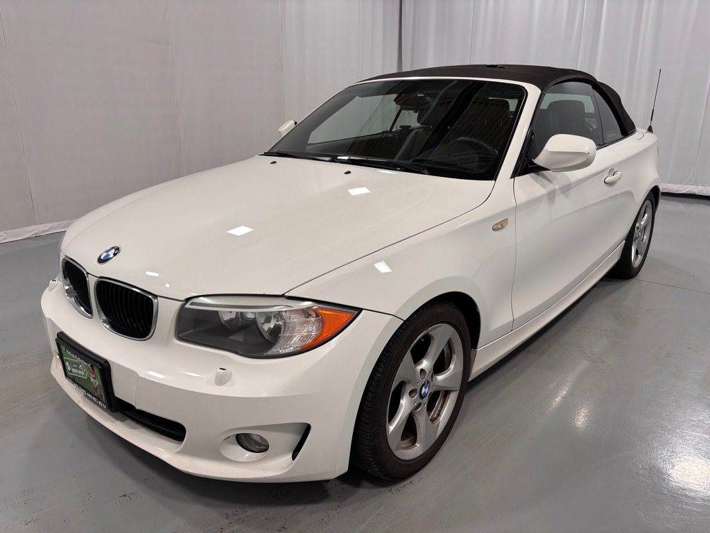 Used 2012 BMW 128i Convertible image 1