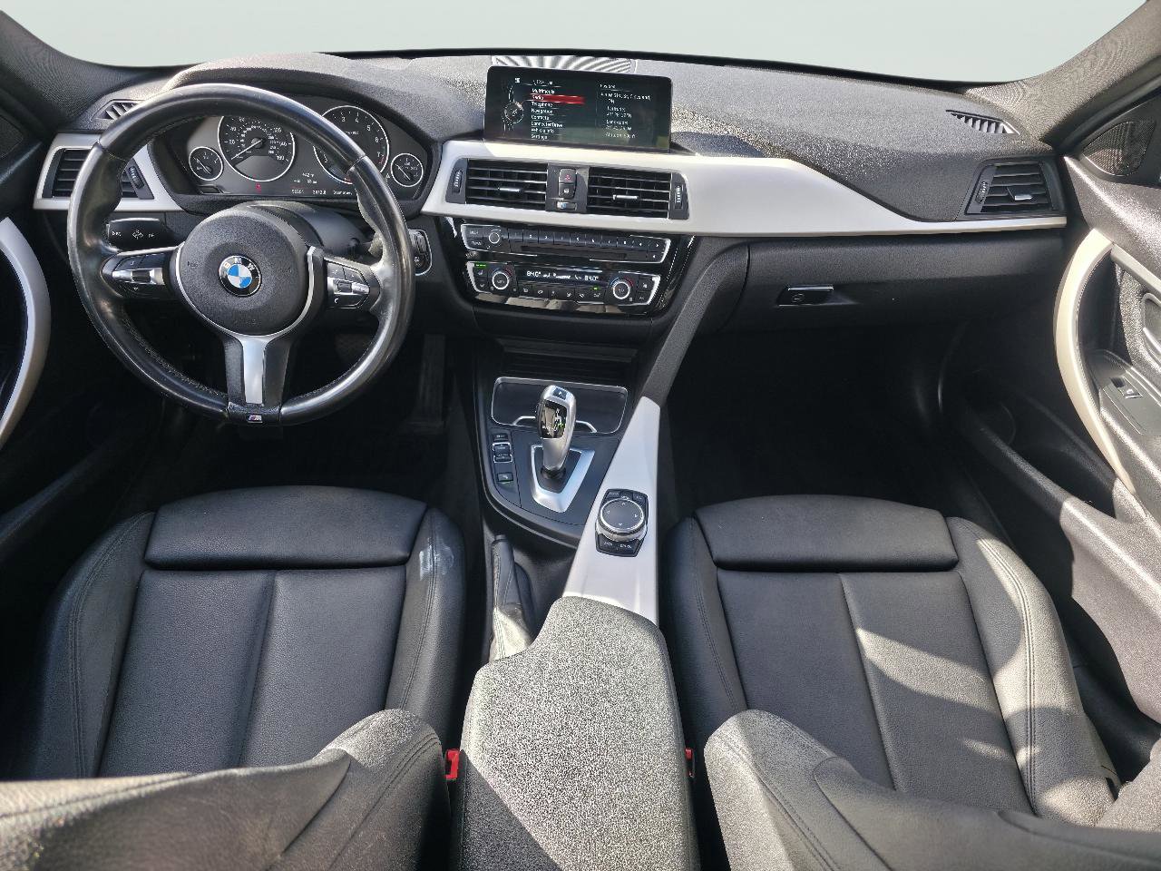 Used 2016 BMW 320i xDrive Sedan image 18