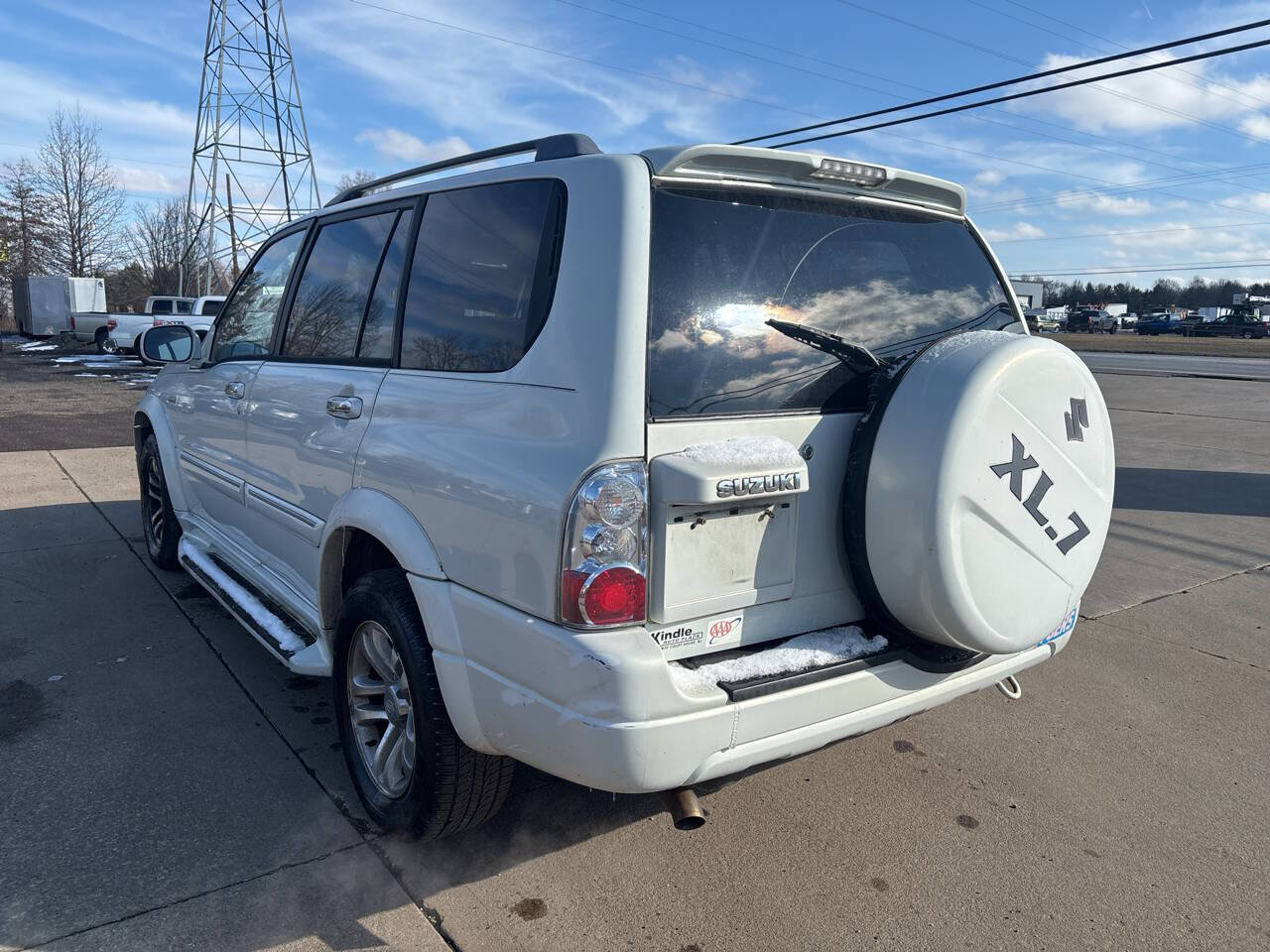 Used 2004 Suzuki XL7 LX image 2