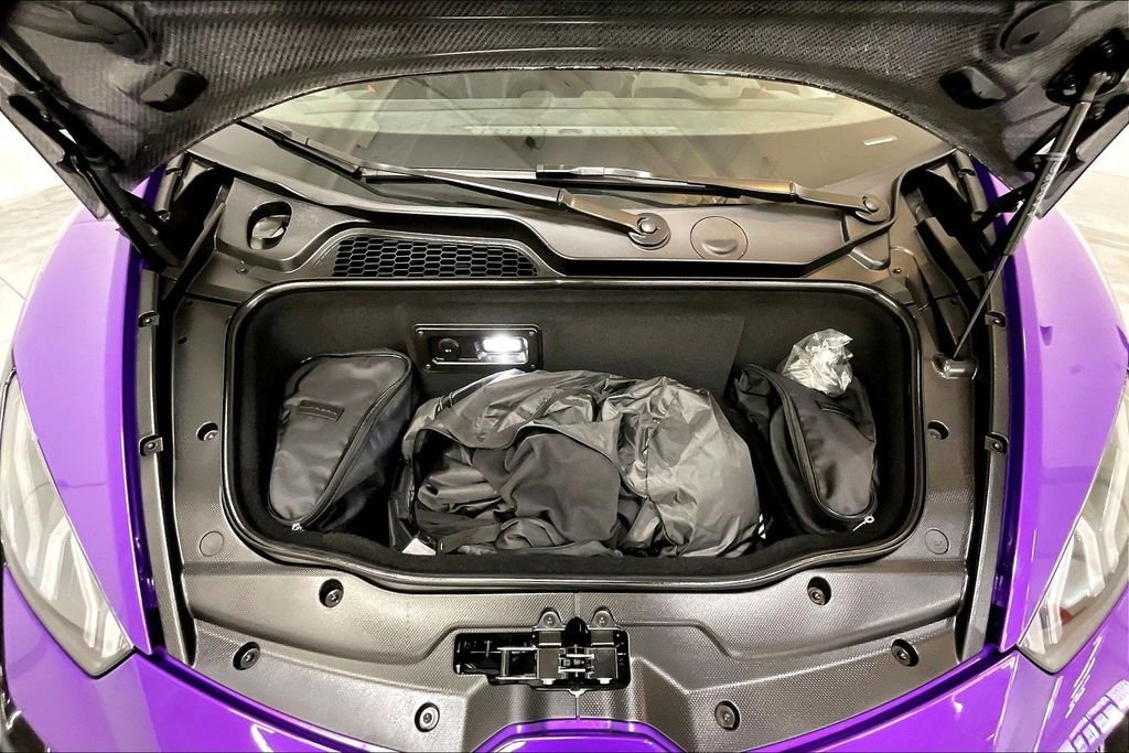 Used 2024 Lamborghini Huracan Tecnica image 15