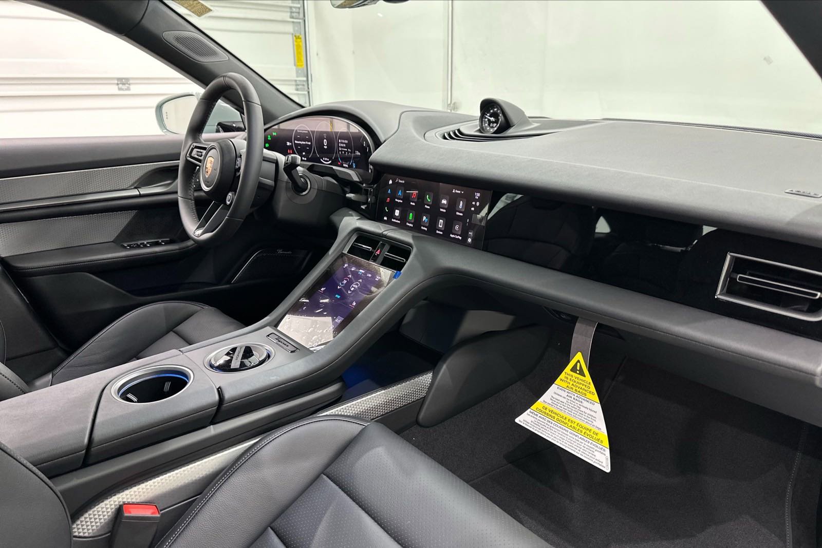 New 2025 Porsche Taycan 4S image 21