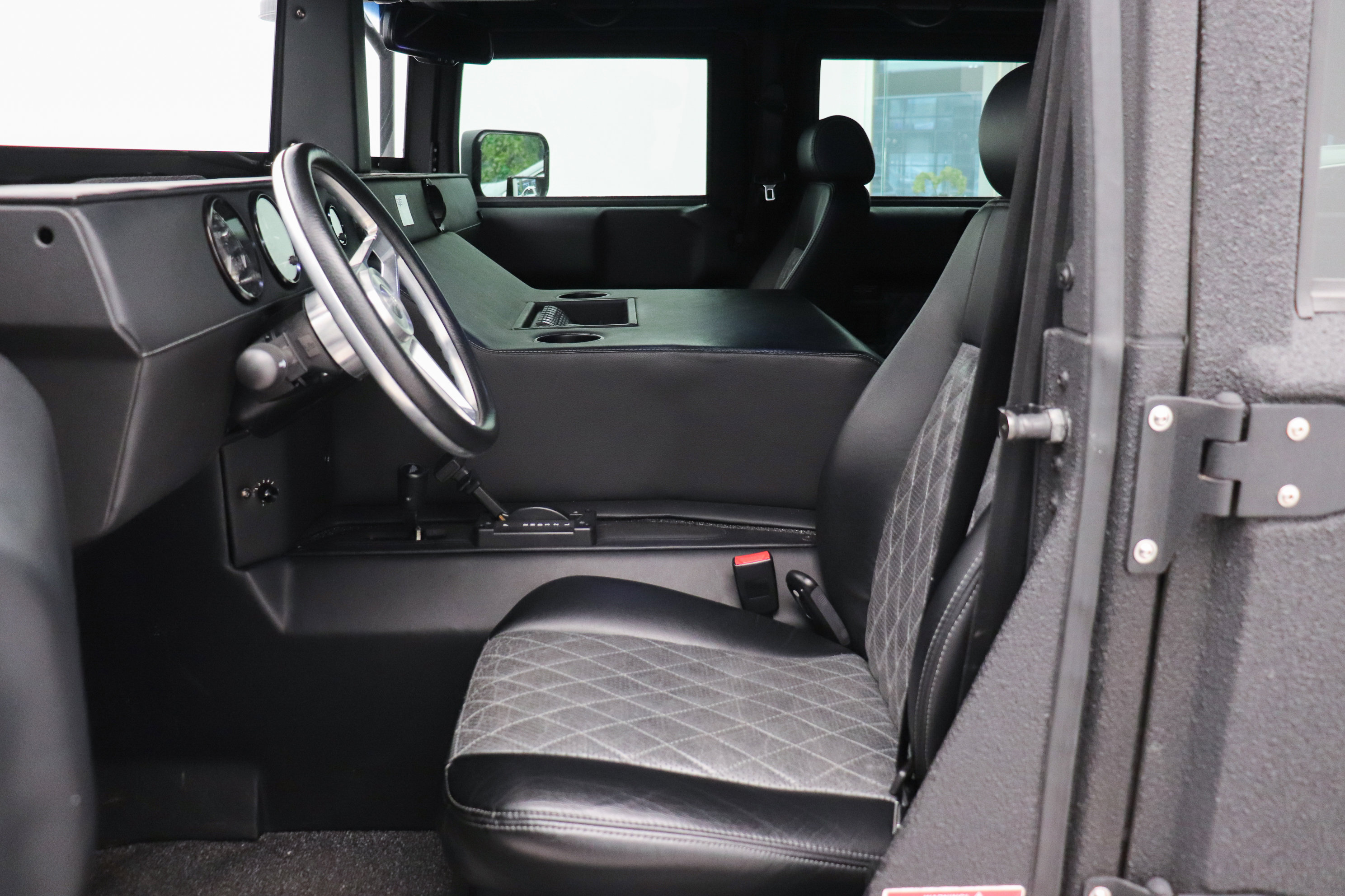 Used 1995 HUMMER H1 4-Door Wagon image 8