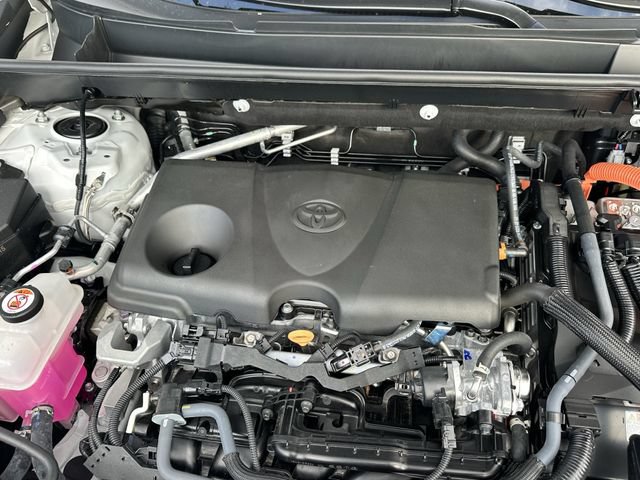 Certified 2023 Toyota RAV4 XLE Premium AWD/4WD image 36