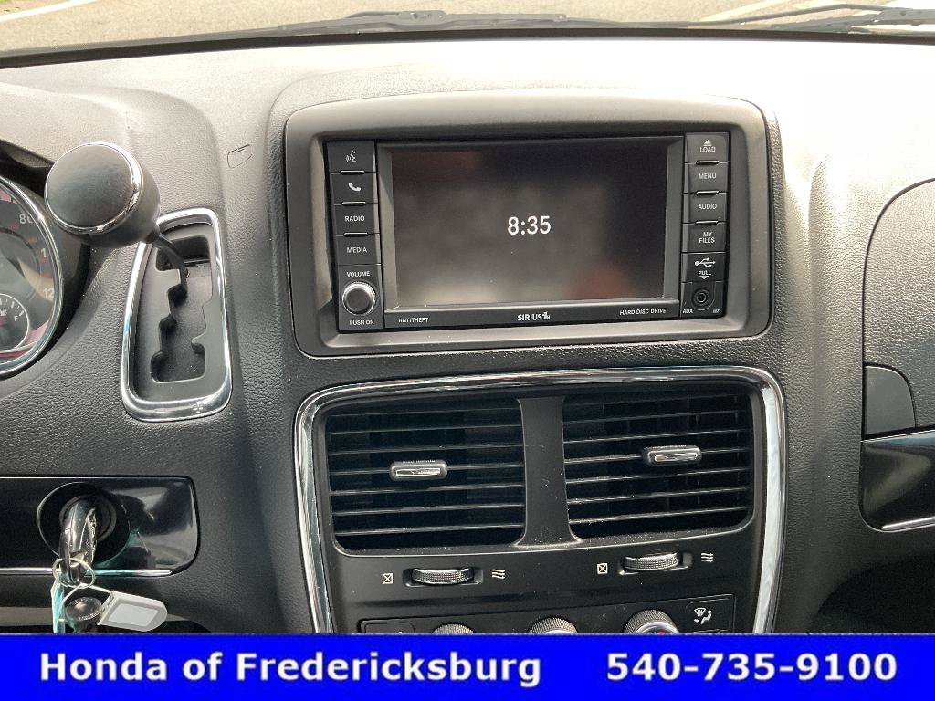 Used 2017 Dodge Grand Caravan SXT FWD image 36
