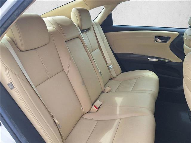 Used 2016 Toyota Avalon Touring w/ Preferred Accessory Package FWD image 19