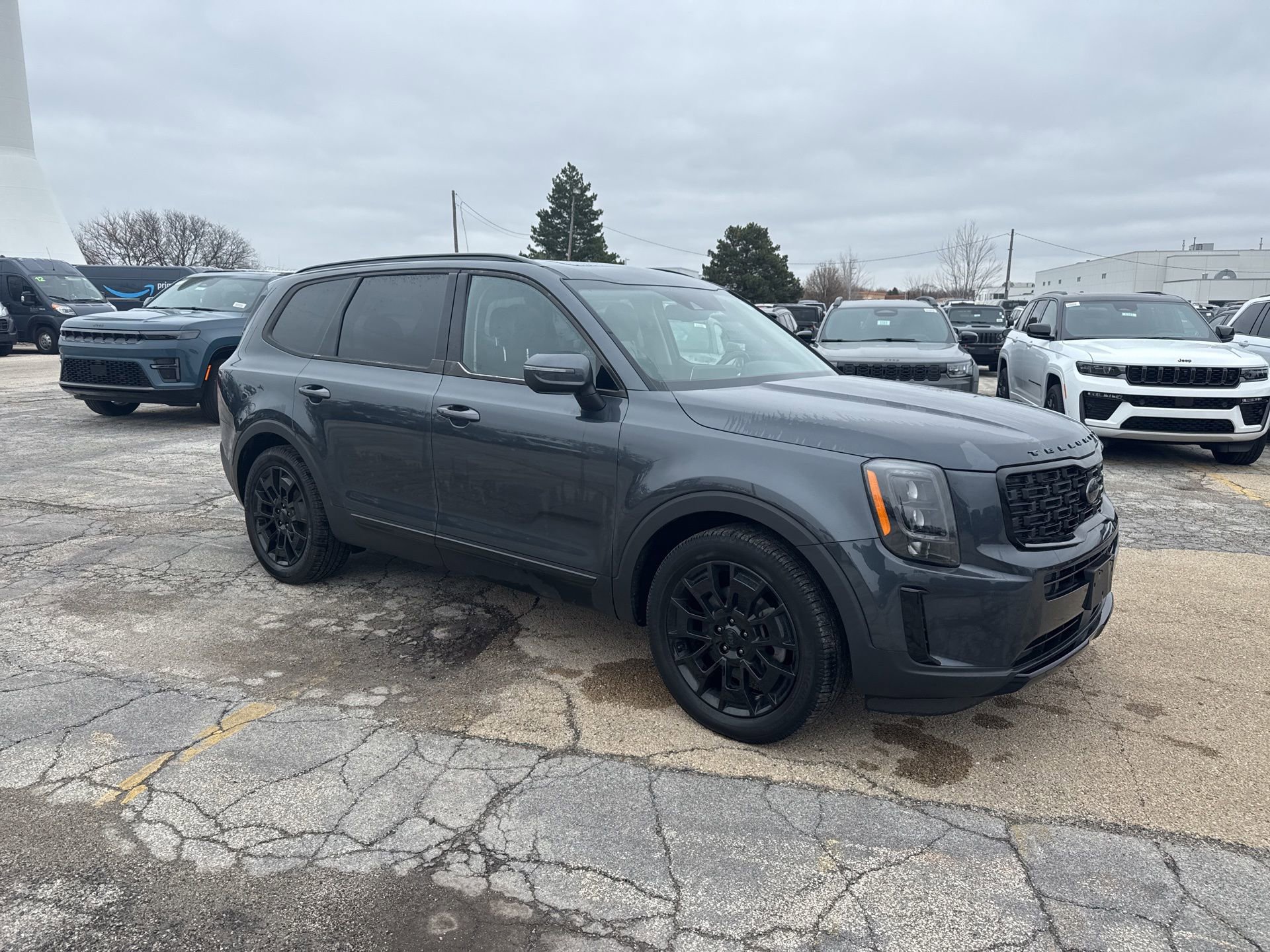 Used 2021 Kia Telluride EX w/ EX Premium Package image 4
