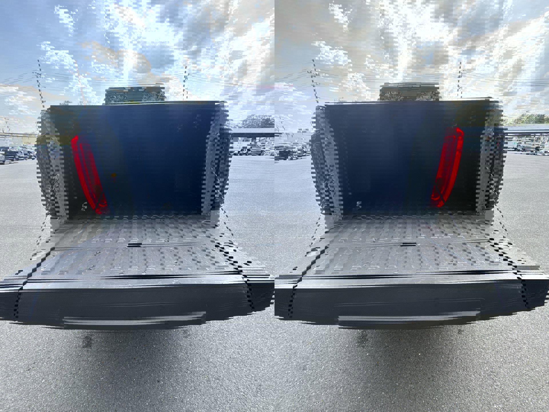 Certified 2024 GMC Sierra 1500 AT4 w/ Technology Package image 20