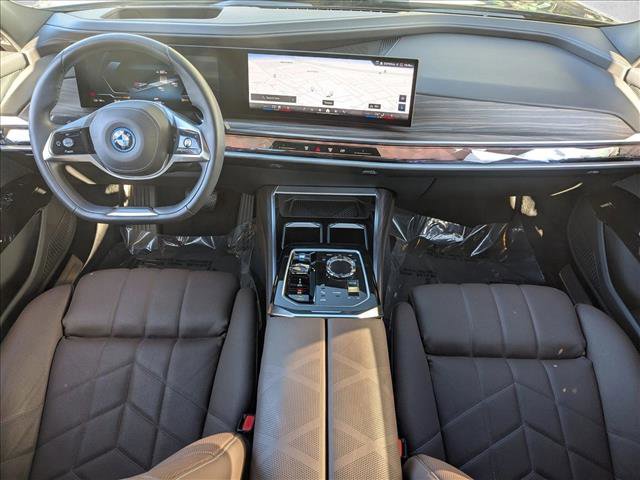 Certified 2024 BMW i7 xDrive60 w/ Executive Package image 19
