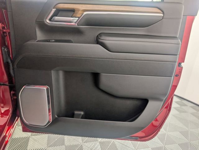 Certified 2024 Chevrolet Silverado 2500 High Country w/ Technology Package image 31