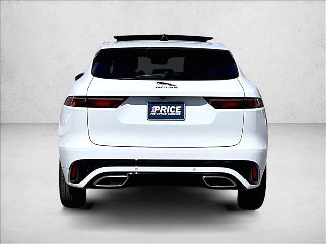 Used 2025 Jaguar F-PACE R-Dynamic S image 4