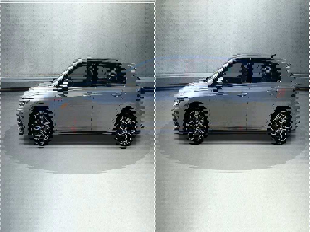 New 2025 Volkswagen GTI SE image 2