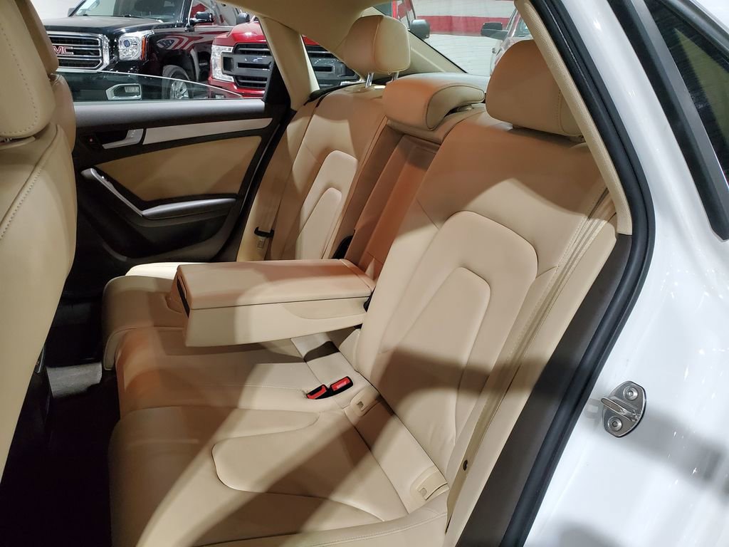 Used 2015 Audi A4 2.0T Premium image 24