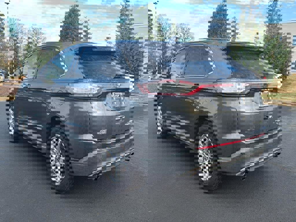 Used 2018 Ford Edge Titanium w/ Ford Safe & Smart Package image 5