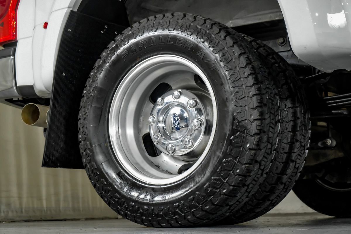 Used 2022 Ford F350 Lariat w/ Lariat Ultimate Package image 51