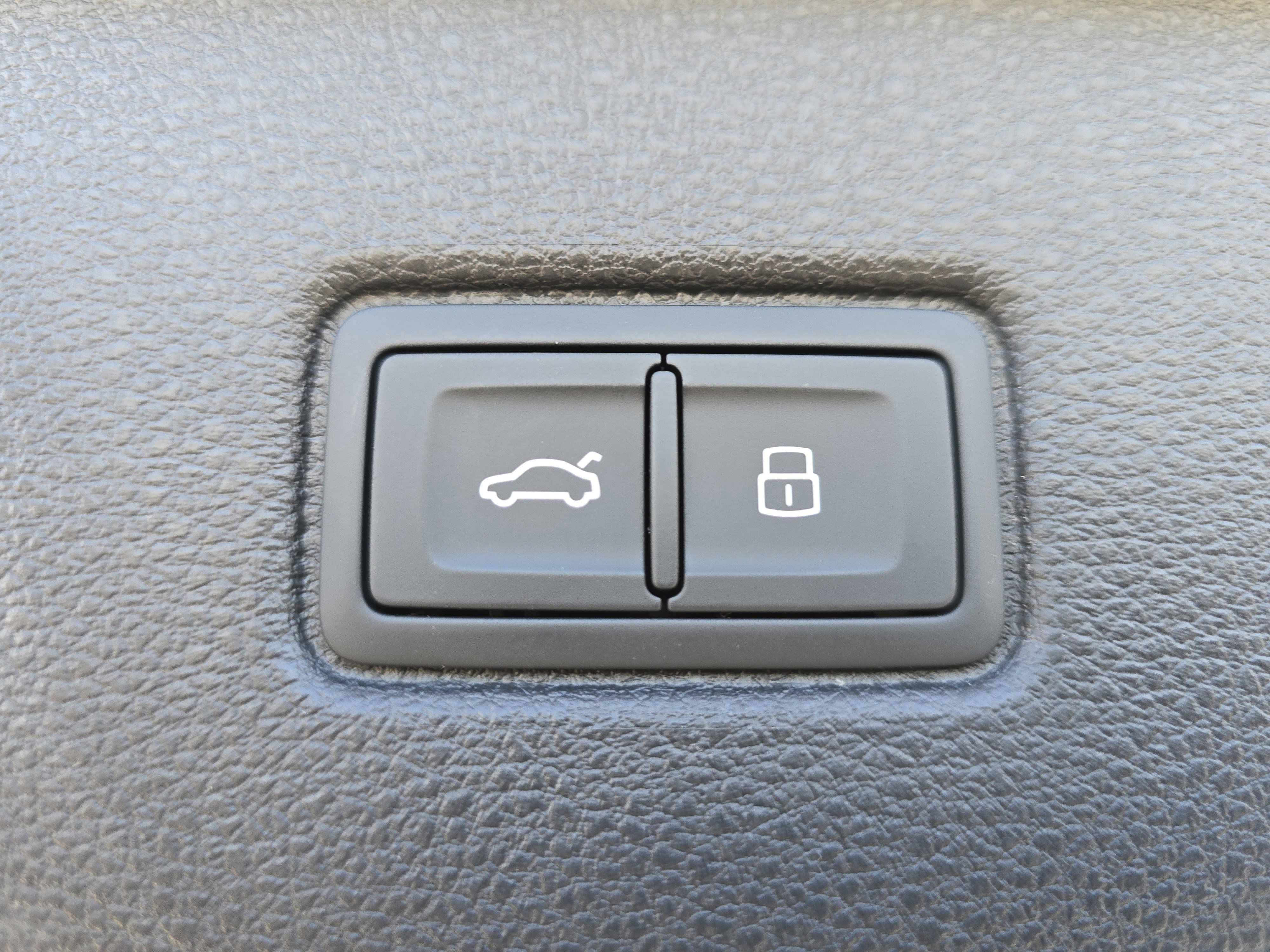 New 2026 Audi Q7 3.0T Premium Plus image 17