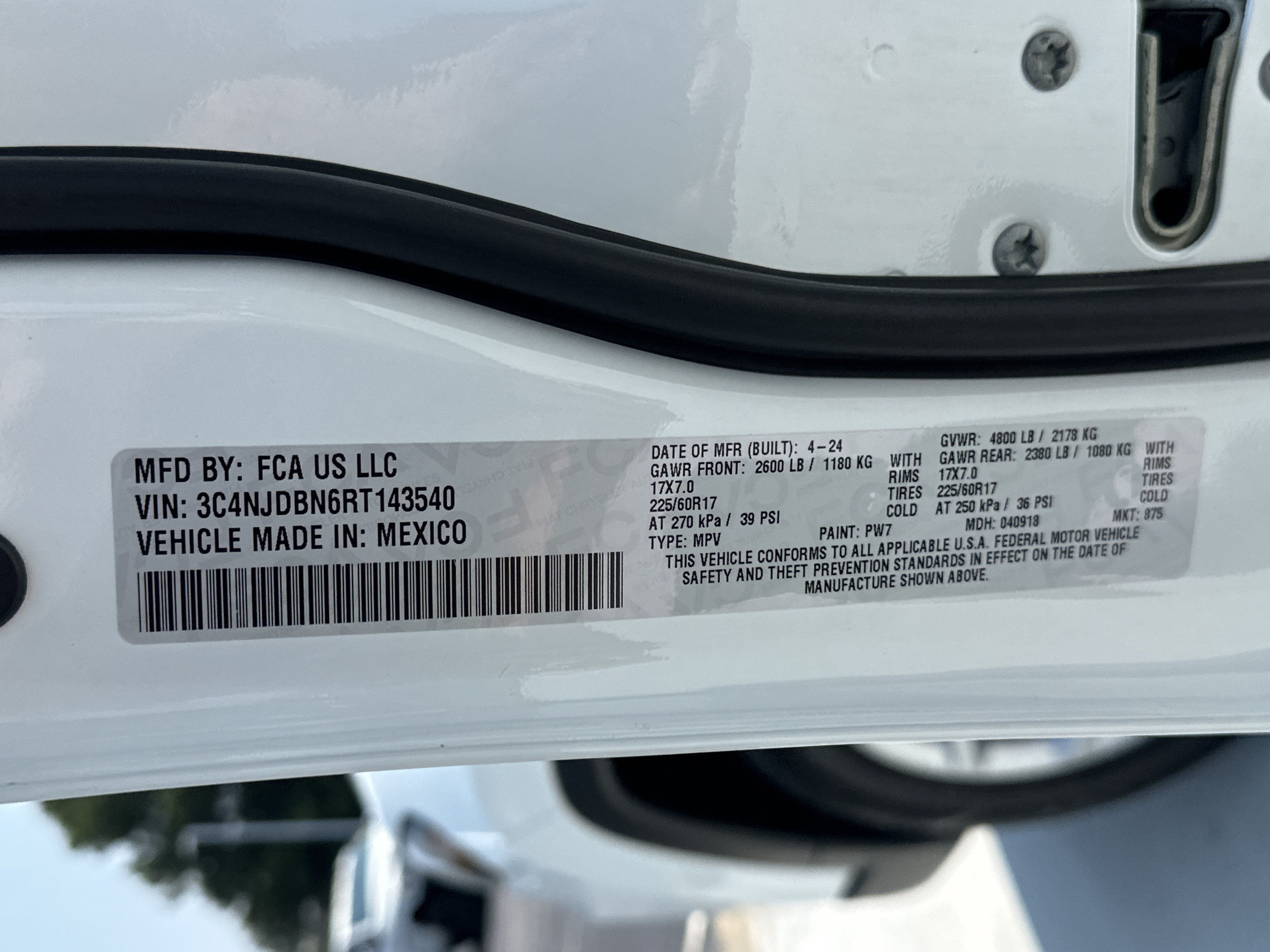 Used 2024 Jeep Compass Latitude AWD/4WD image 35
