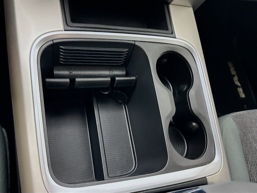 Used 2020 RAM 1500 Classic Warlock AWD/4WD image 17