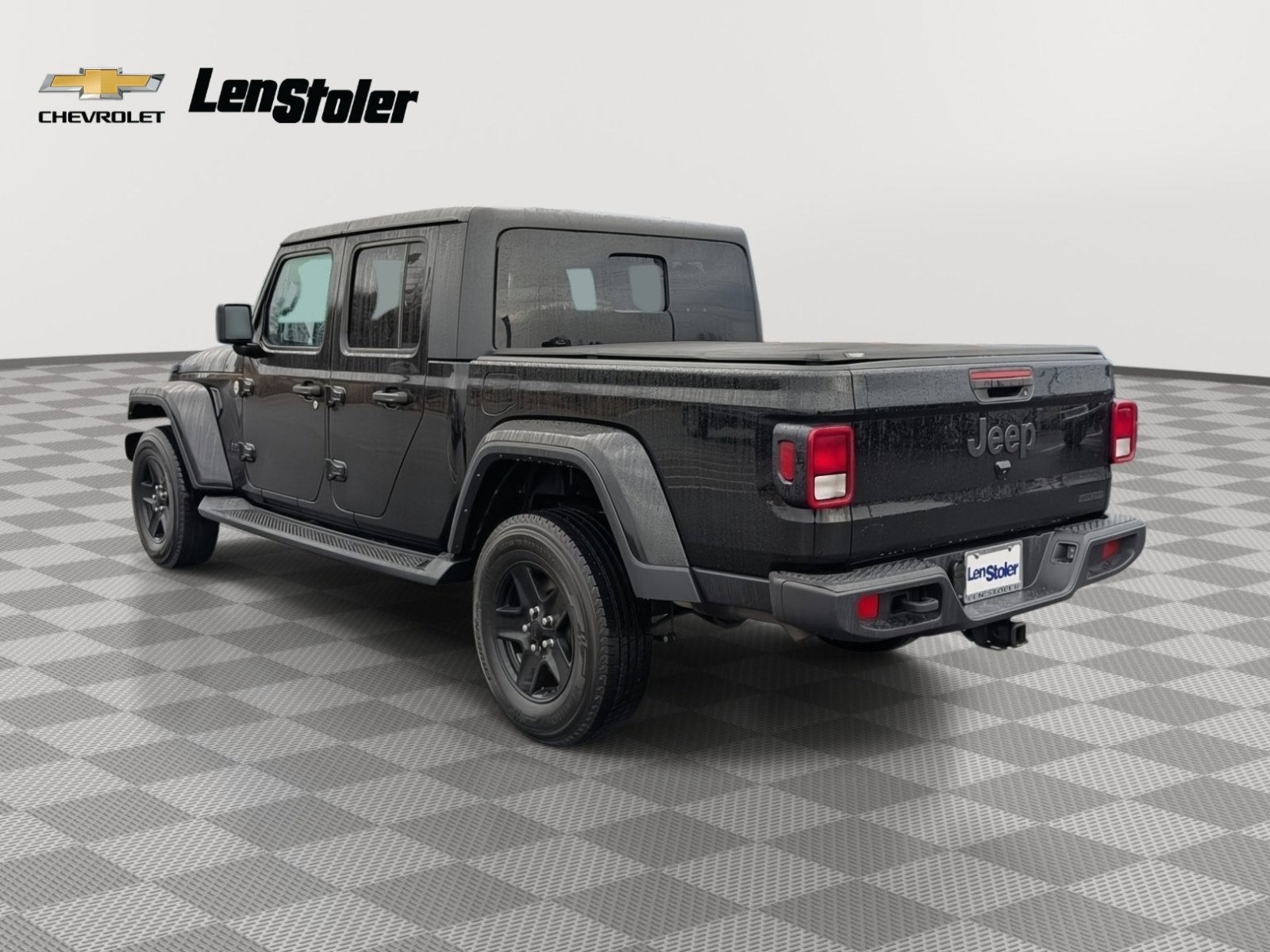 Used 2021 Jeep Gladiator Sport AWD/4WD image 3