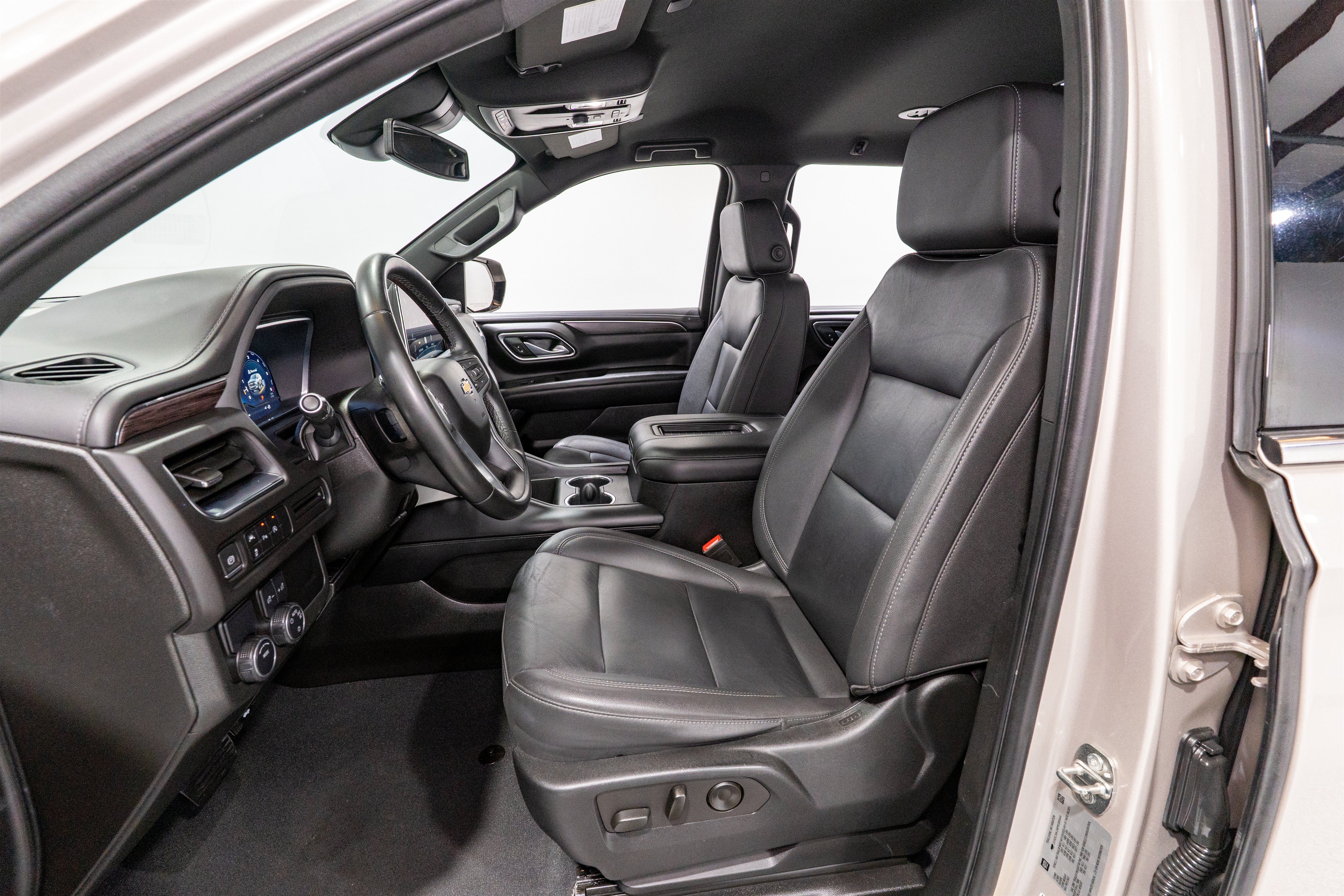 Used 2023 Chevrolet Tahoe LT RWD image 14