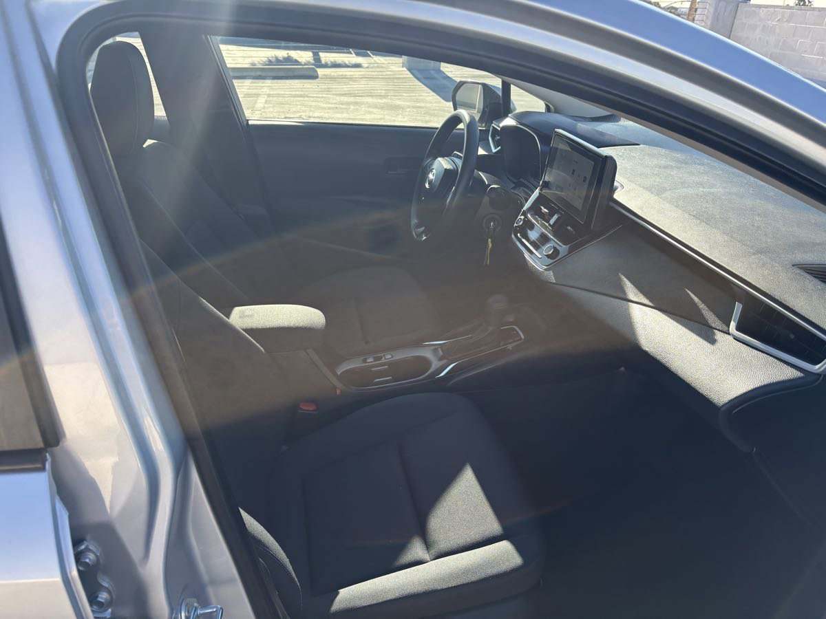 Used 2025 Toyota Corolla LE image 15