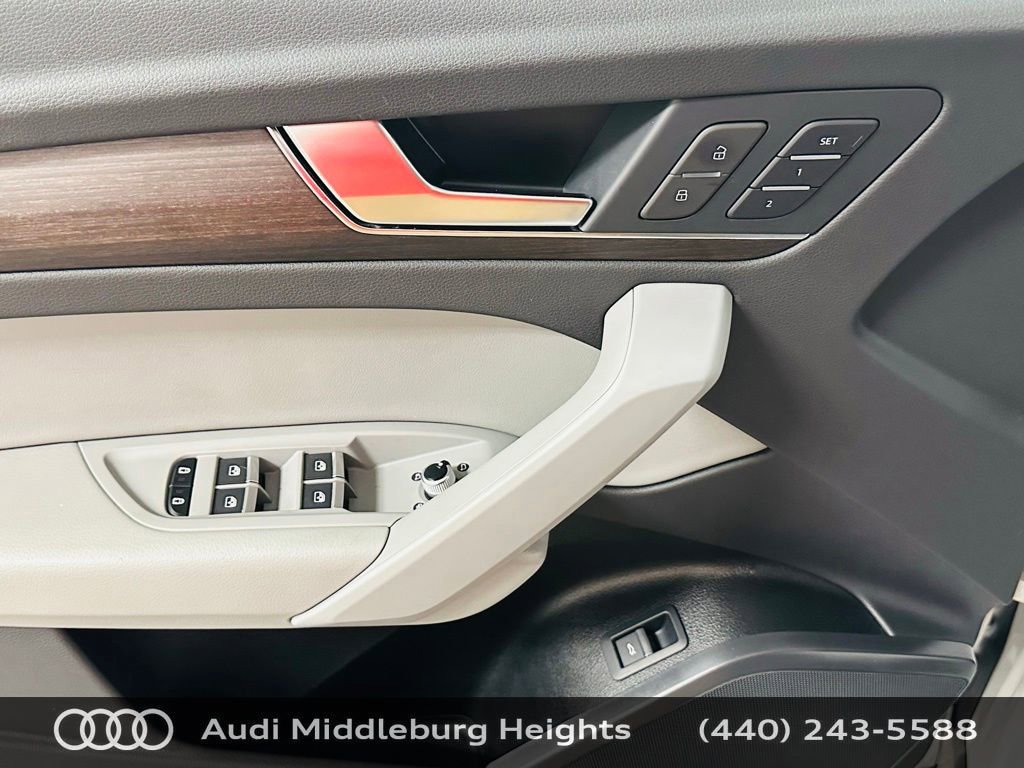 Certified 2023 Audi Q5 2.0T Premium w/ Convenience Package AWD/4WD image 26