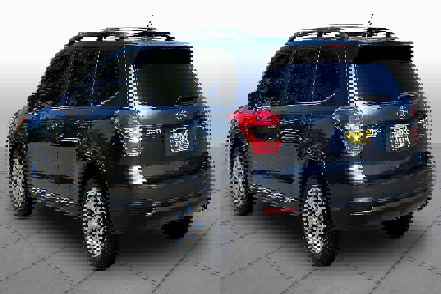 Used 2015 Subaru Forester 2.5i Touring w/ Eyesight & Navigation System image 11