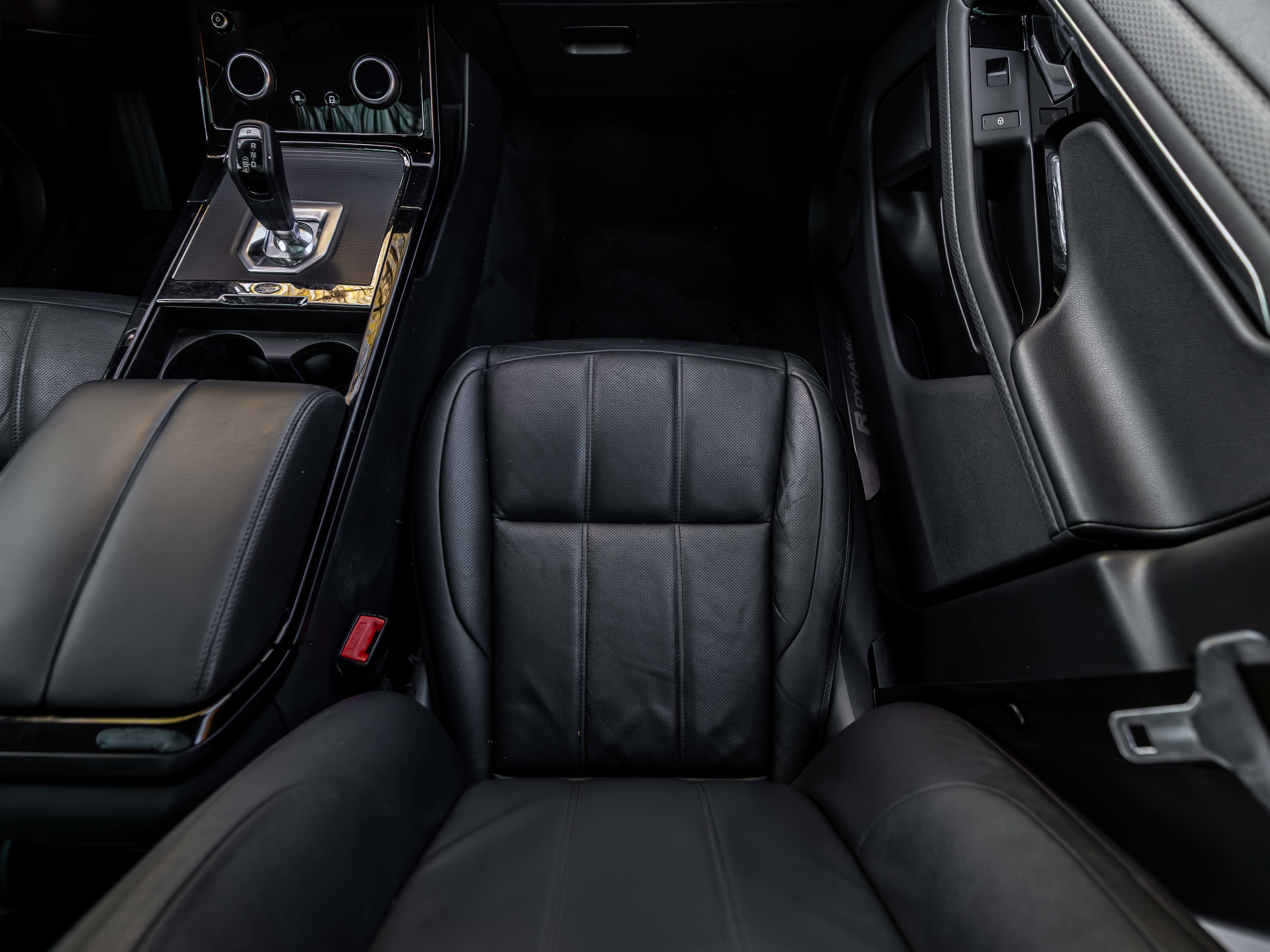 Used 2020 Land Rover Range Rover Evoque R-Dynamic S AWD/4WD image 59