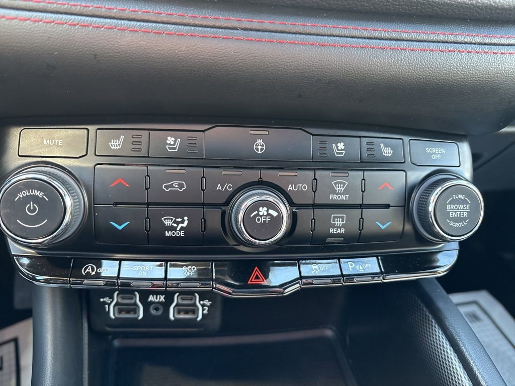 Used 2024 Dodge Durango GT image 19